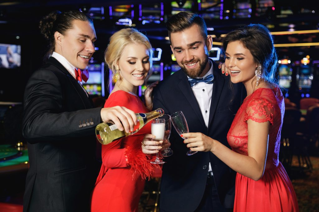 How to Dress for a Casino Night: Style Guide for Every Body